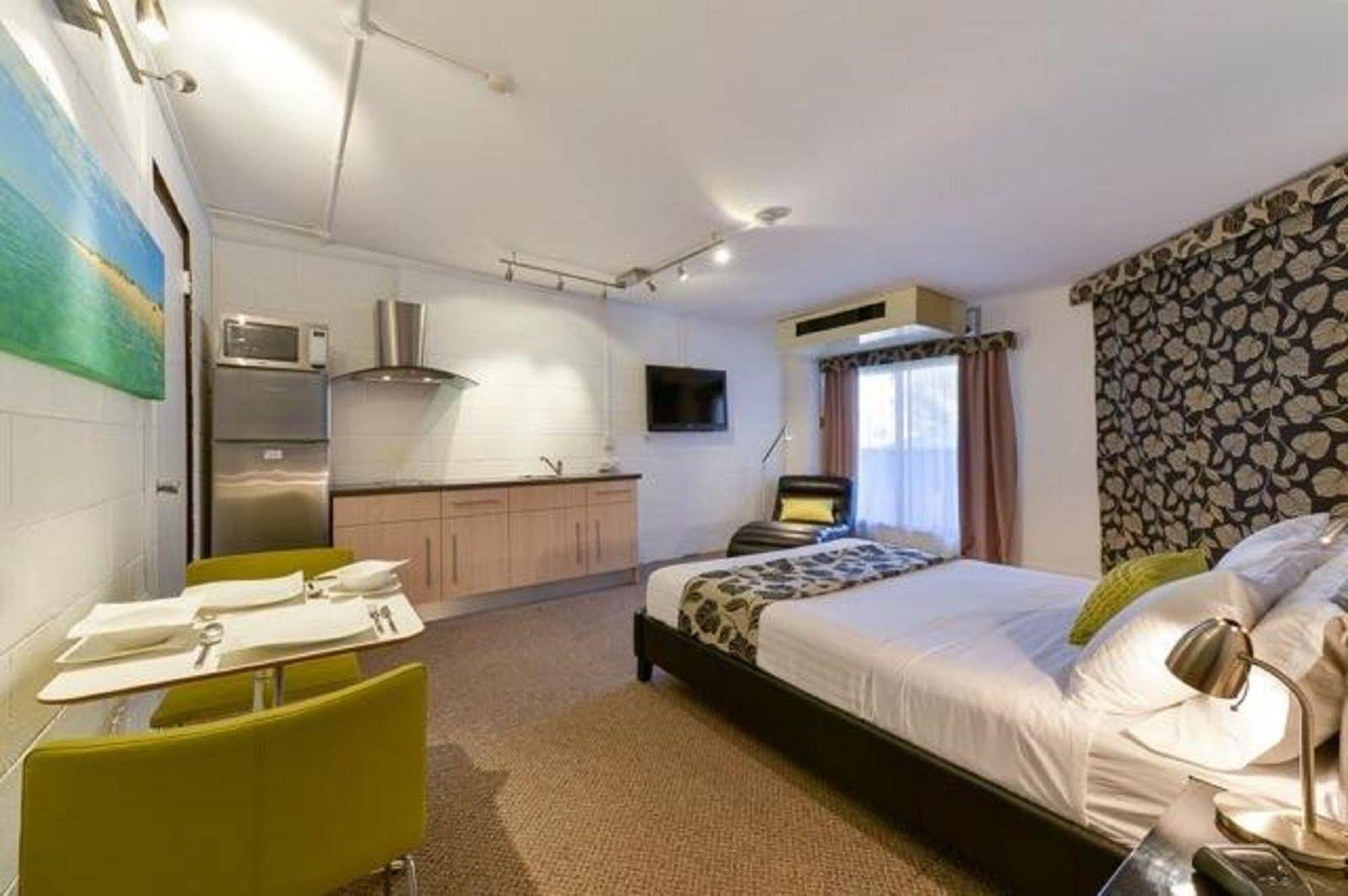 Sea Breeze Resort Exmouth Eksteriør bilde