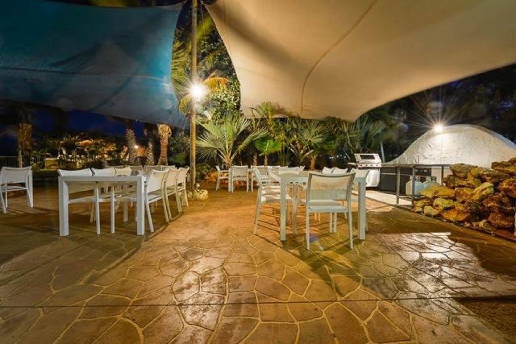 Sea Breeze Resort Exmouth Eksteriør bilde
